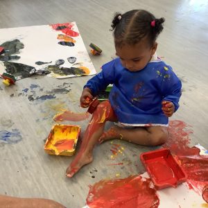 Prep school nursery - Art session